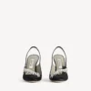 Balenciaga pour femme | Escarpins à bride arrière Manolo Blahnik en noir Balenciaga pour femme | Escarpins à bride arrière Manolo Blahnik en noir
