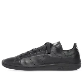 Baskets Balenciaga x adidas Originals Stan Smith « Black » 721835WBDV31000 Baskets Balenciaga x adidas Originals Stan Smith « Black » 721835WBDV31000