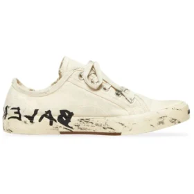 Baskets basses Paris « Coton blanc déchiré et caoutchouc blanc avec graffitis » 688757W3RR59010 Baskets basses Paris « Coton blanc déchiré et caoutchouc blanc avec graffitis » 688757W3RR59010