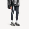 Baskets de sport pour femme avec logo en stencil, noir/blanc