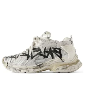 Baskets Runner Graffiti « Blanc Noir » 772774W3RBQ9010 Baskets Runner Graffiti « Blanc Noir » 772774W3RBQ9010