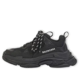 Baskets Triple S « Black » 654251W2CA41000