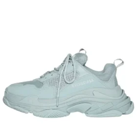 Baskets Triple S « Bleu pâle » 536737W2FW14700
