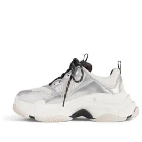 Baskets Triple S « Noir, blanc et argent, double mousse et mesh » 536737W2FWM8191