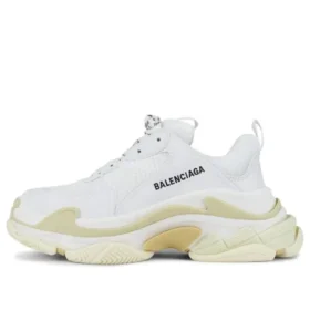 Baskets Triple S « White » 524036W2CA19000