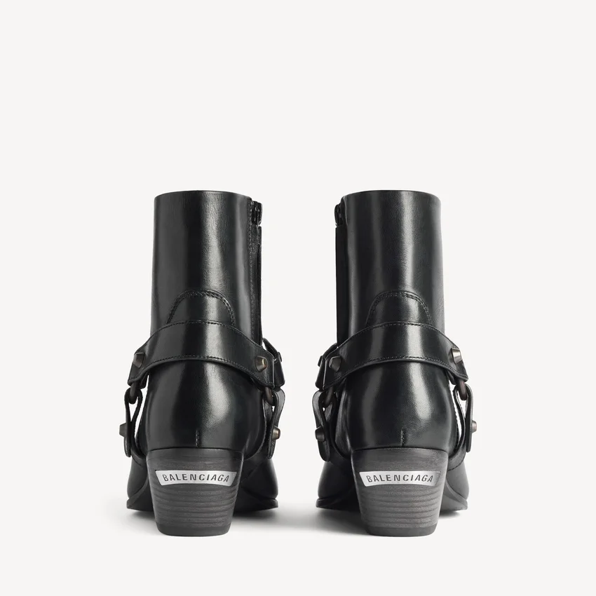 Bottines Memphis pour femme avec harnais, en noir Bottines Memphis pour femme avec harnais, en noir