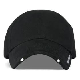 Casquette Balenciaga « Black » avec éclairage LED Berretto 744295416B81077 Casquette Balenciaga « Black » avec éclairage LED Berretto 744295416B81077