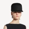 Casquette pour femme, couleur noire Casquette pour femme, couleur noire