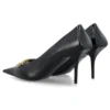 Escarpins en cuir effet Crocs « Square Knife BB » « Noir » 734238WBE711000