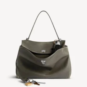 Grand sac à main de style Rodeo pour femme avec breloques, couleur kaki