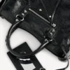 Le sac de ville petit modèle en noir Le sac de ville petit modèle en noir