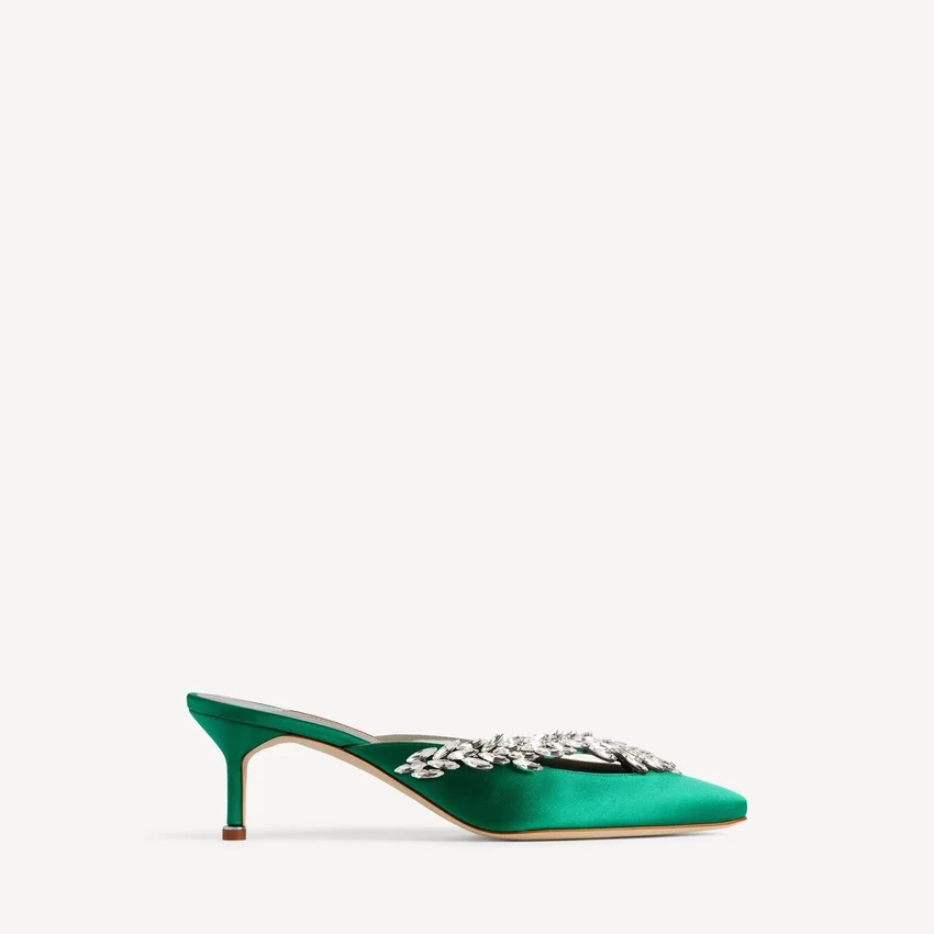 Mules Balenciaga | Manolo Blahnik pour femme, couleur « grass » Mules Balenciaga | Manolo Blahnik pour femme, couleur « grass »