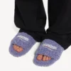 Mules ouvertes à fourrure pour femme, coloris hortensia/cristal/rouge Mules ouvertes à fourrure pour femme, coloris hortensia/cristal/rouge