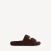 Mules ouvertes pour homme en fourrure, couleur châtaigne Mules ouvertes pour homme en fourrure, couleur châtaigne