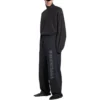 Pantalon de survêtement ample de type stencil « Black Grey » 771081TQVA41750