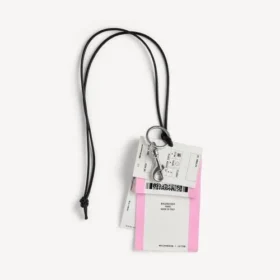 Pendentif/porte-clés pour homme « billet de train » en blanc/noir/rose