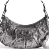 Petit sac à bandoulière Le Cagole métallisé « Silver » 6713070GT3Y8103