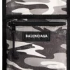 Petite pochette Explorer avec bandoulière, imprimé camouflage « Gris » 6559822AARO9061