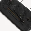 Pochette « City » pour femme avec bandoulière, en noir Pochette « City » pour femme avec bandoulière, en noir