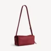 Sac à bandoulière Le 7 pour femme, taille moyenne, couleur rubis/moka Sac à bandoulière Le 7 pour femme, taille moyenne, couleur rubis/moka