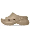 Sandales de piscine Balenciaga x Crocs « Beige » 677389W1S8E2500