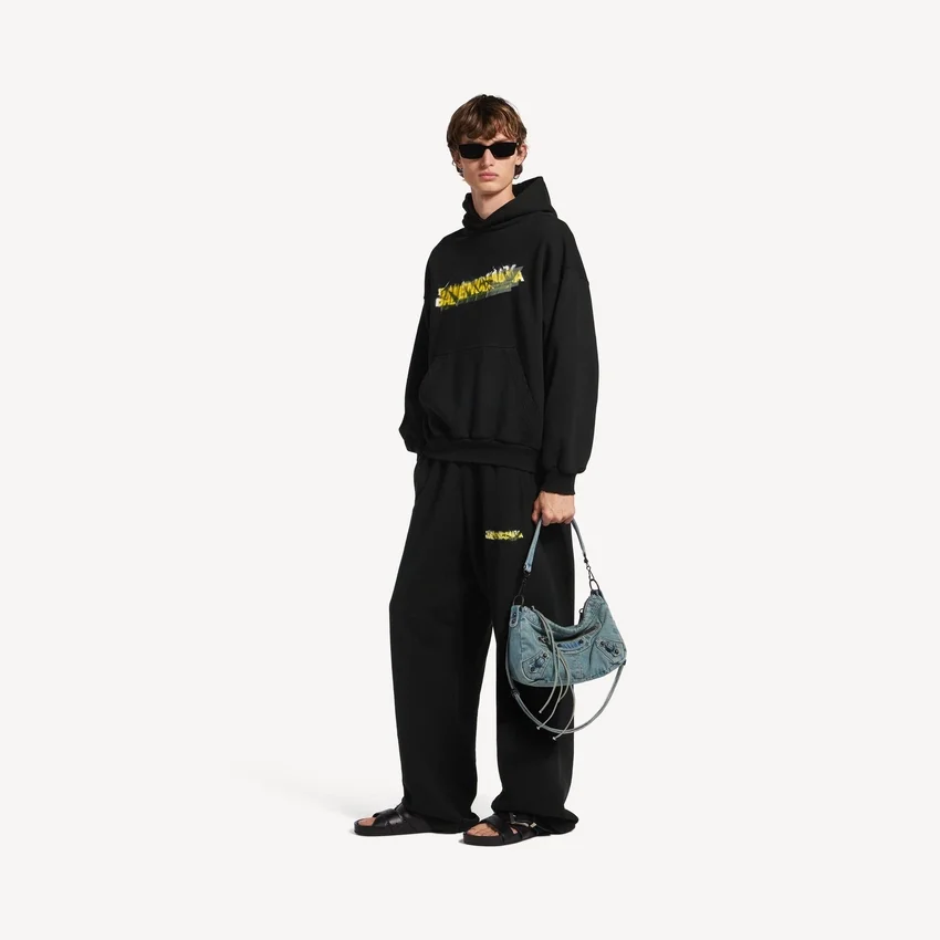 Sweats à capuche pour homme « Messy Spray » coupe moyenne, noir Sweats à capuche pour homme « Messy Spray » coupe moyenne, noir