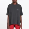 T-shirt ample à manches courtes noir avec petit logo alphabétique 482204TYK281055