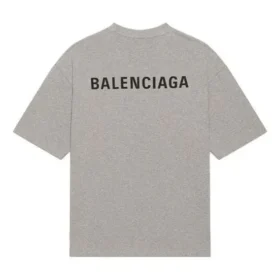 T-shirt Balenciaga pour homme, collection automne-hiver 2021, imprimé logo, style rétro, manches courtes, gris 612966TIVG51167 T-shirt Balenciaga pour homme, collection automne-hiver 2021, imprimé logo, style rétro, manches courtes, gris 612966TIVG51167