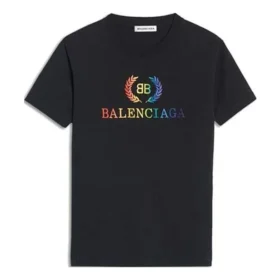 T-shirt à col rond et manches courtes avec logo dégradé arc-en-ciel, noir 570814TEV531000 T-shirt à col rond et manches courtes avec logo dégradé arc-en-ciel, noir 570814TEV531000