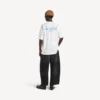 T-shirt homme blanc à coupe moyenne avec illustration stylisée
