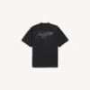 T-shirt homme noir à coupe moyenne avec illustration esquissée T-shirt homme noir à coupe moyenne avec illustration esquissée