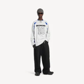 T-shirt à manches longues oversize pour homme Balenciaga | Collaboration NBA, blanc/multicolore T-shirt à manches longues oversize pour homme Balenciaga | Collaboration NBA, blanc/multicolore