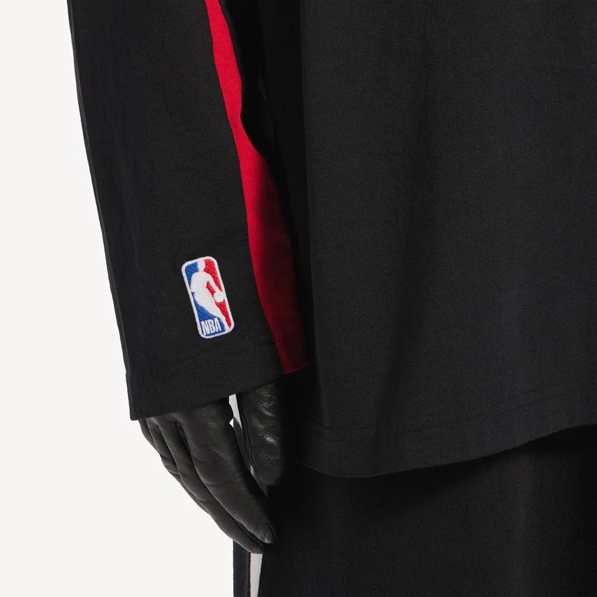 T-shirt à manches longues oversize pour homme Balenciaga | Collaboration NBA, noir/multicolore