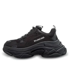 Triple S « Black » 524036W2CA11000