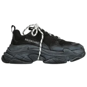 Triple S « Black » 531388W09OM1000