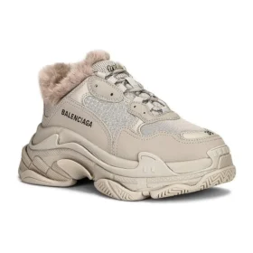 Triple S « Fausse fourrure – Beige » 668562W3CQ59710