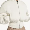 Veste aviateur courte pour femme, couleur ivoire Veste aviateur courte pour femme, couleur ivoire