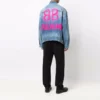 Veste en denim BB Sprayed, coupe large « Electric Blue Fuchsia » 678354TCW030406